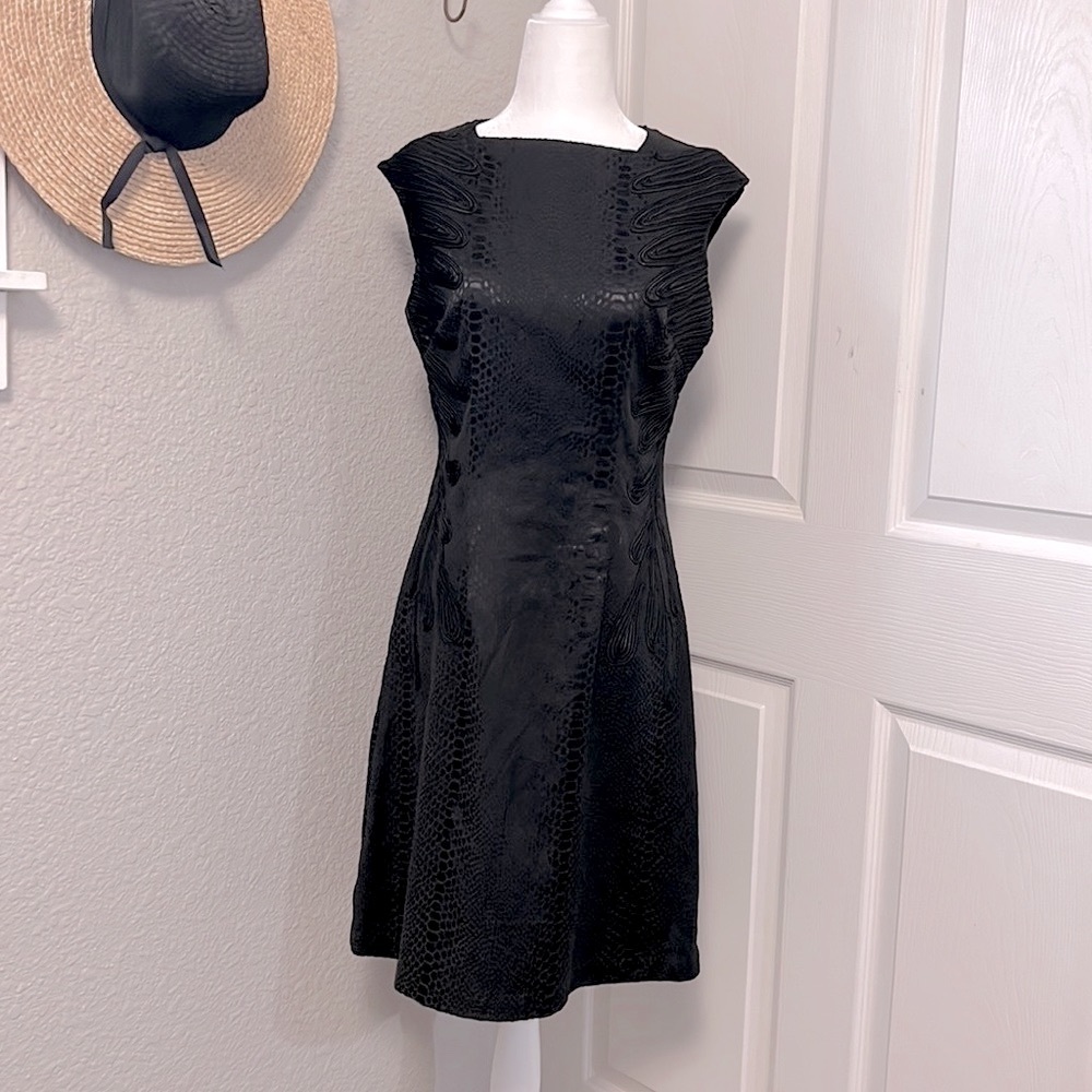 NWOT! NYE Dress! Debbie Shuchat Snakeskin Print Sheath Midi GORGEOUS 4